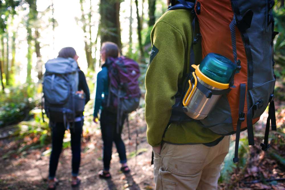 Biolite Kettle Pot hör ihop med Camp Stove 2, här förvaras allt i Kettle Pot som smidigt ryms i ytterficka i ryggsäck.
