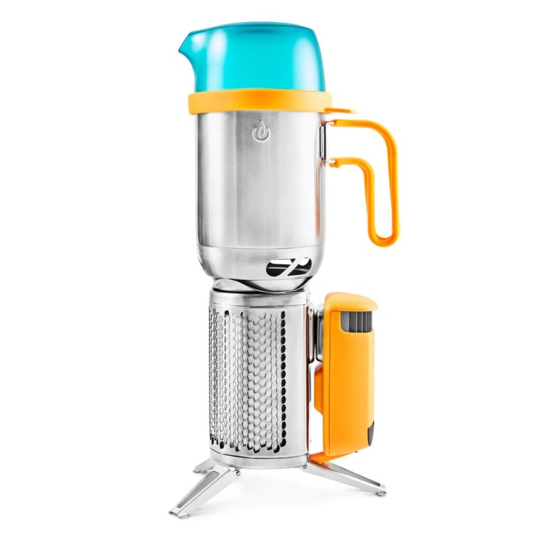 Biolite Kettle Pot är en kastrull för friluftsköket Camp Stove 2 som den här står ovanpå.