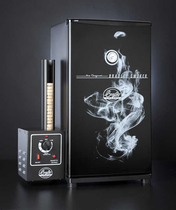 Bradley Smoker original, svart utfrande, 4 galler - kp av Smart Fritid!